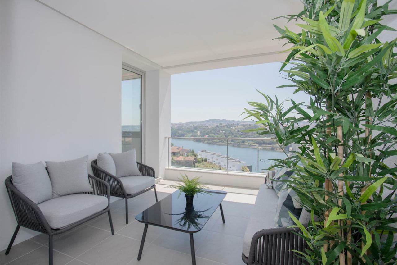Liiiving In Porto - Luxury River View Apartments Valbom  Екстер'єр фото