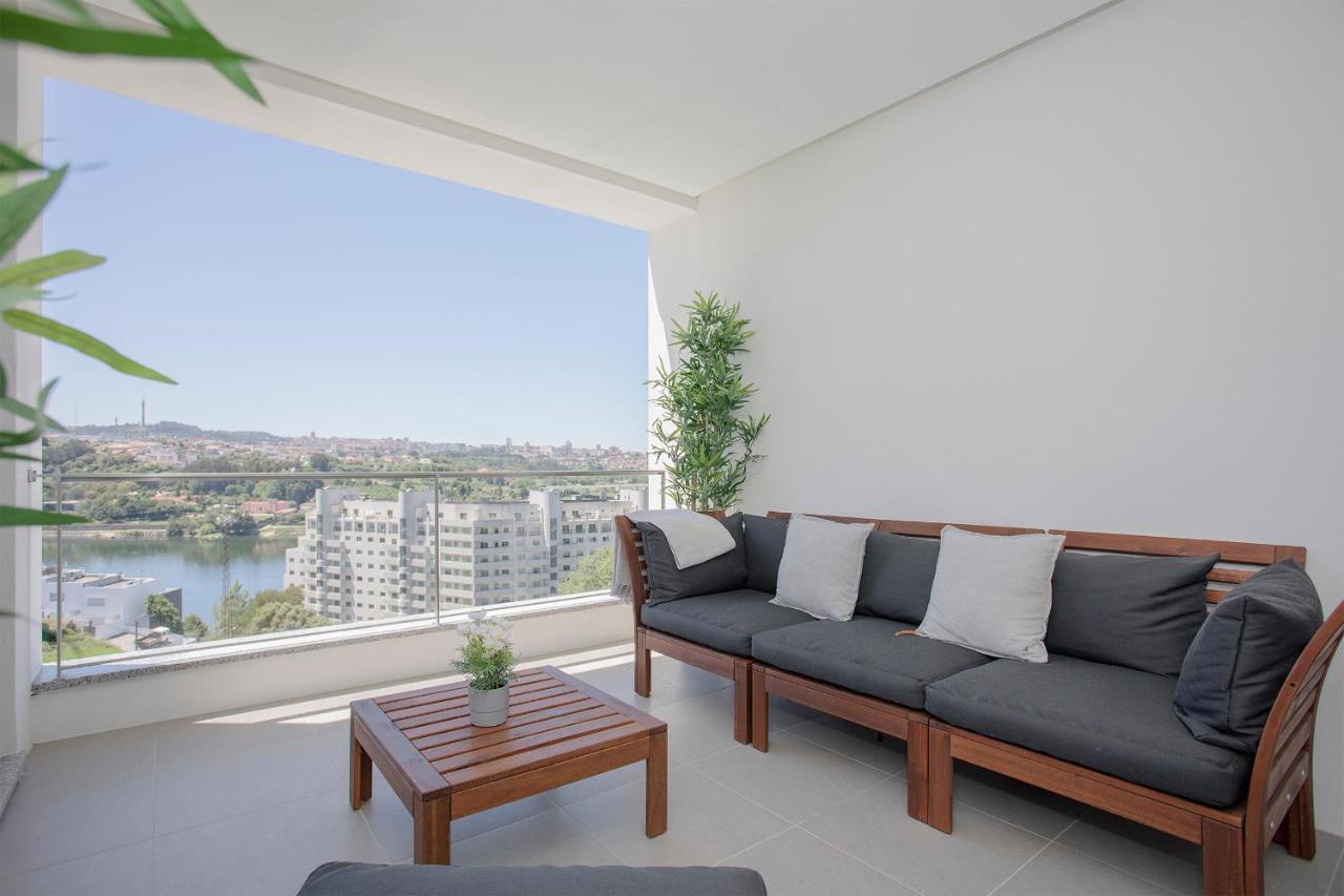 Liiiving In Porto - Luxury River View Apartments Valbom  Екстер'єр фото